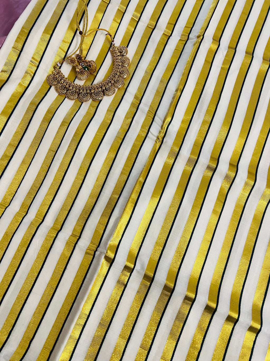 Puliyilakkara with rich pallu