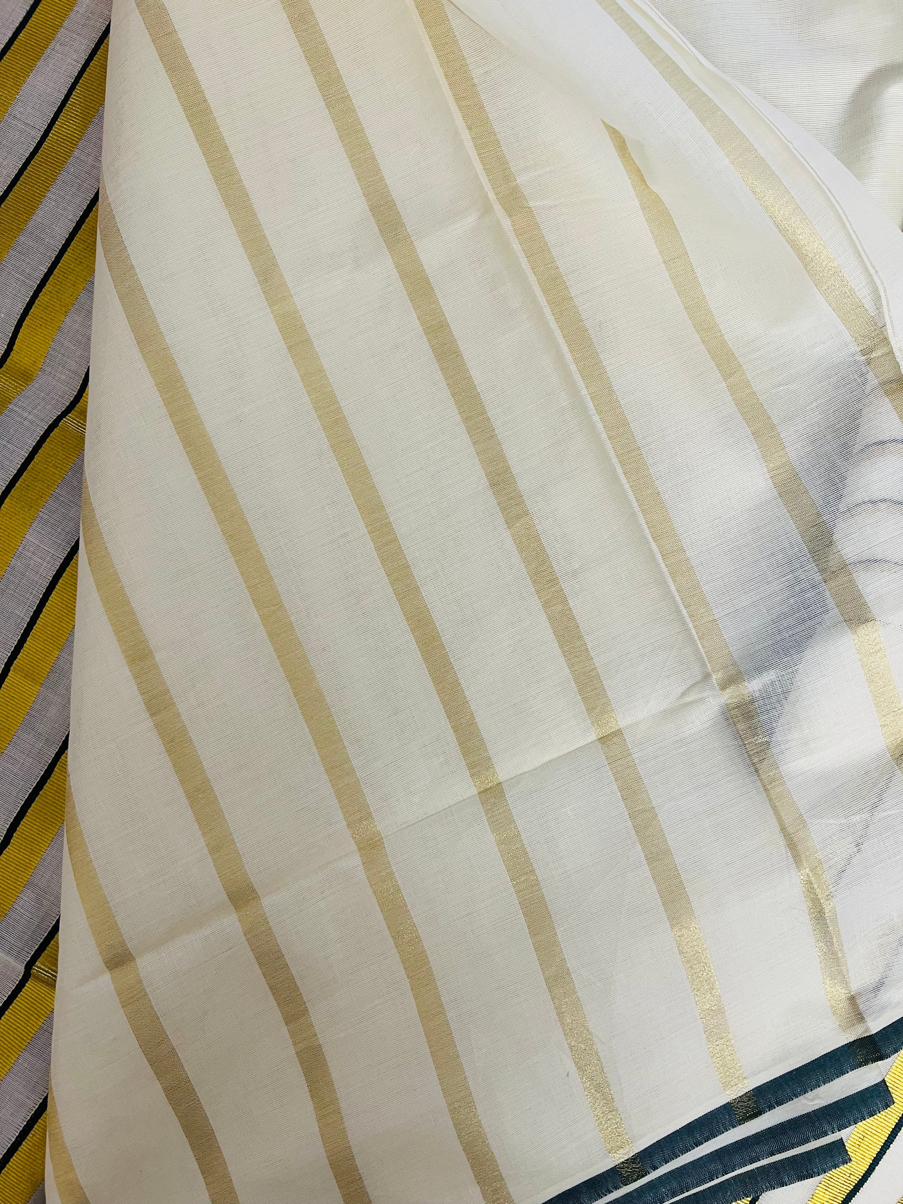 Puliyilakkara with rich pallu