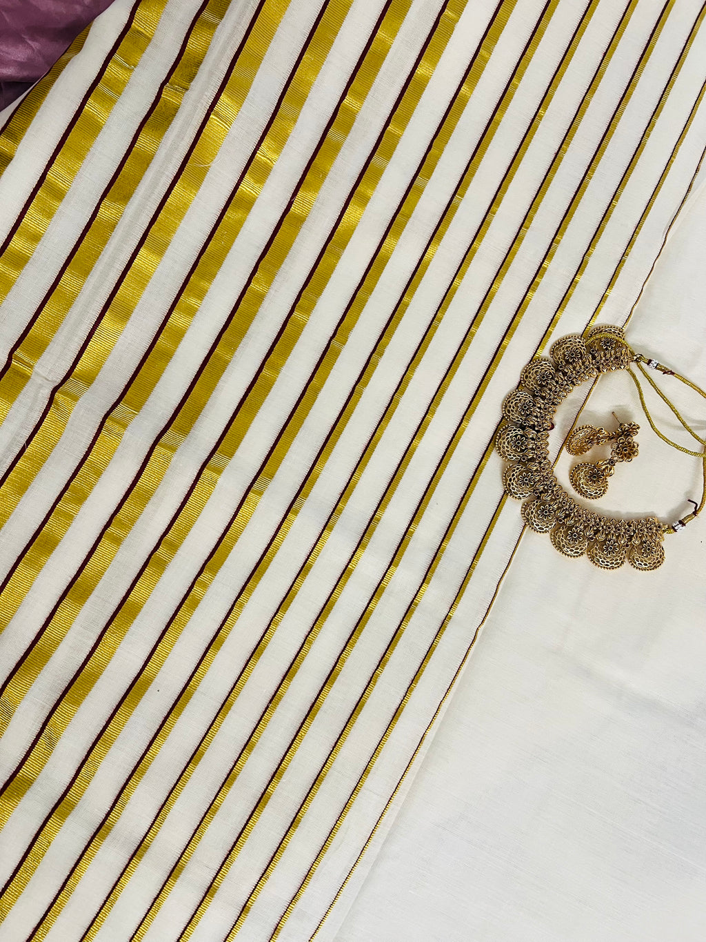 Puliyilakkara with rich pallu
