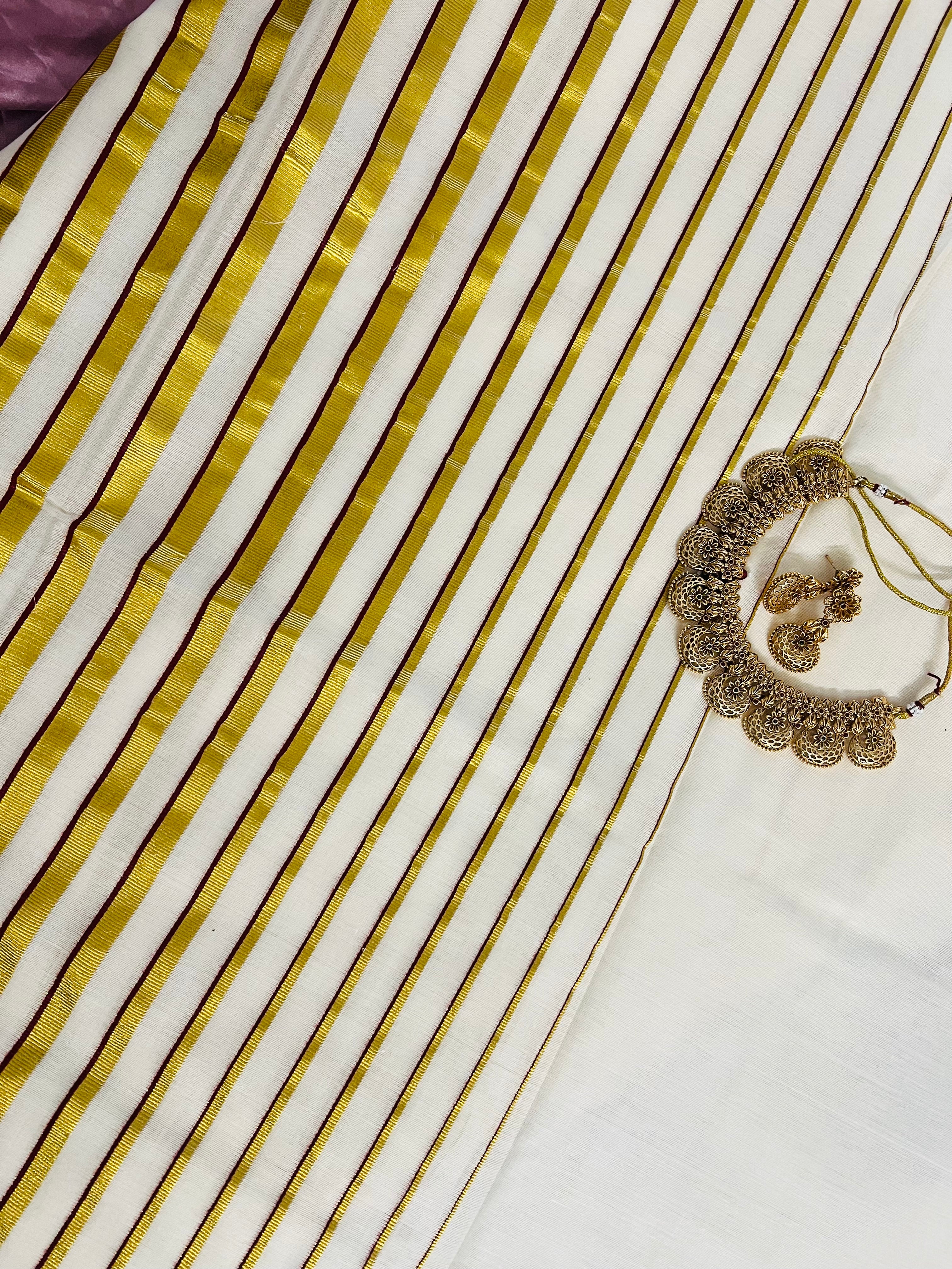 Puliyilakkara with rich pallu